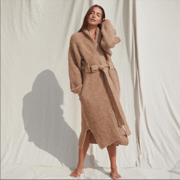 NEW Lunya chunky wool belted robe - Picture 7 of 13
